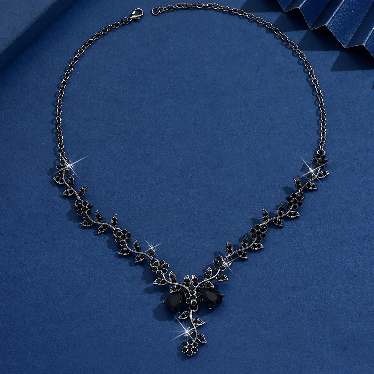 Women's Light Water Drop Leaf Design Necklace