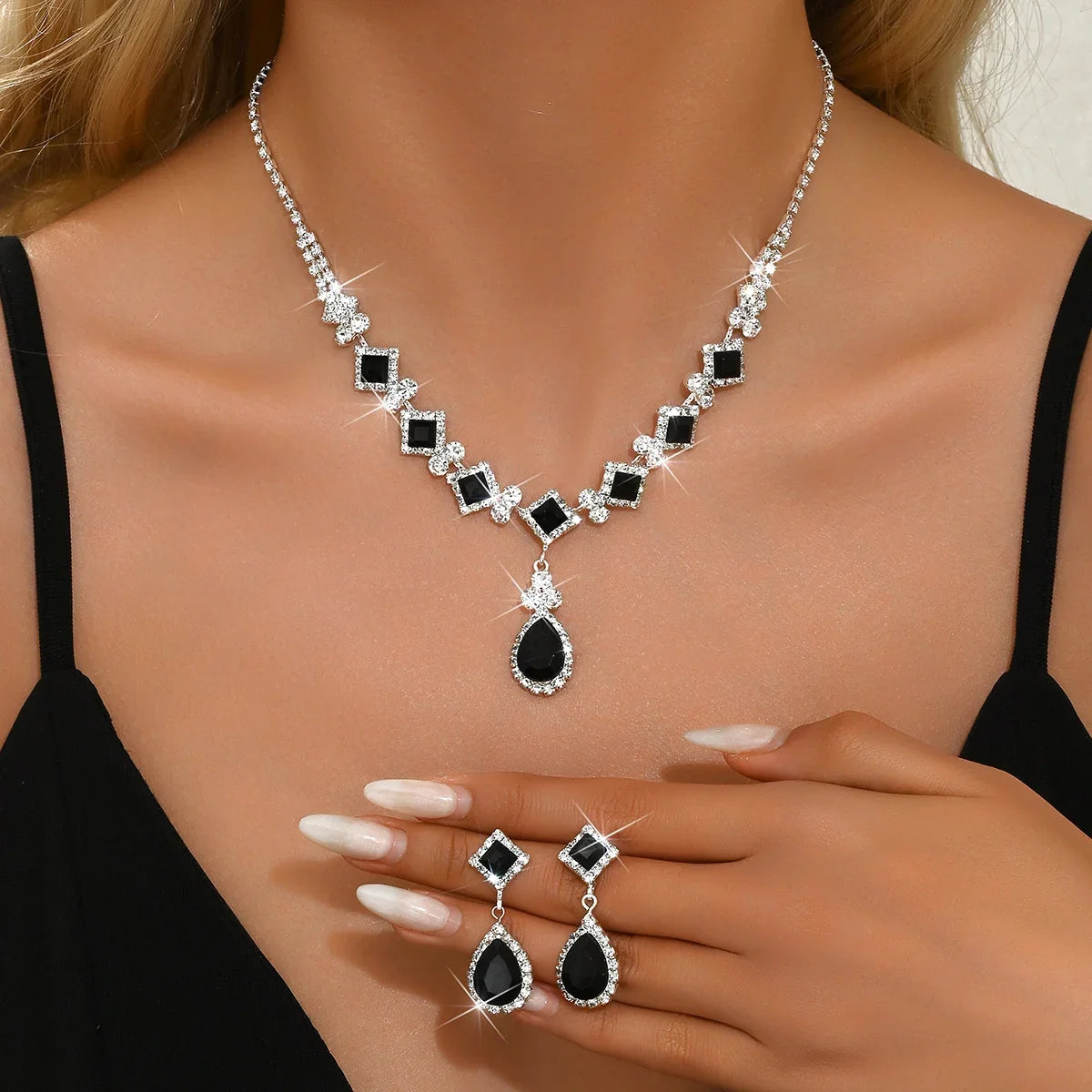 Women's Claw Chain Series Geometric Droplet Earrings Necklace Set Wedding Banquet Party Holiday Gift