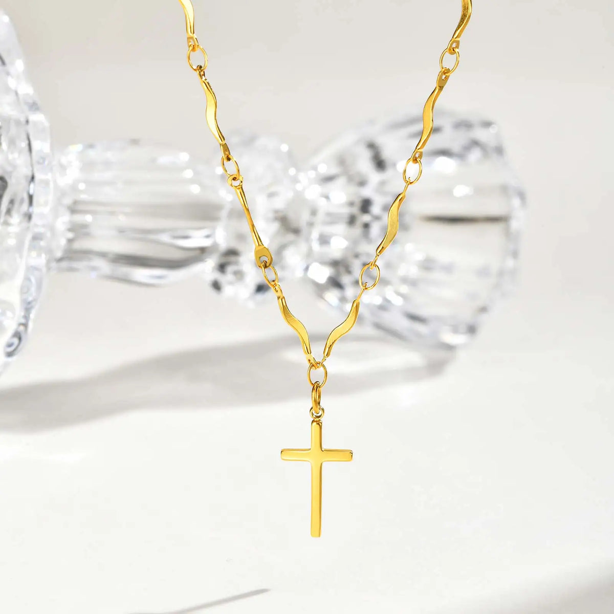 Stainless Steel Cross Pendant Necklace Non-fading Gold Plated Wave Chain Charm Necklace Jewelry