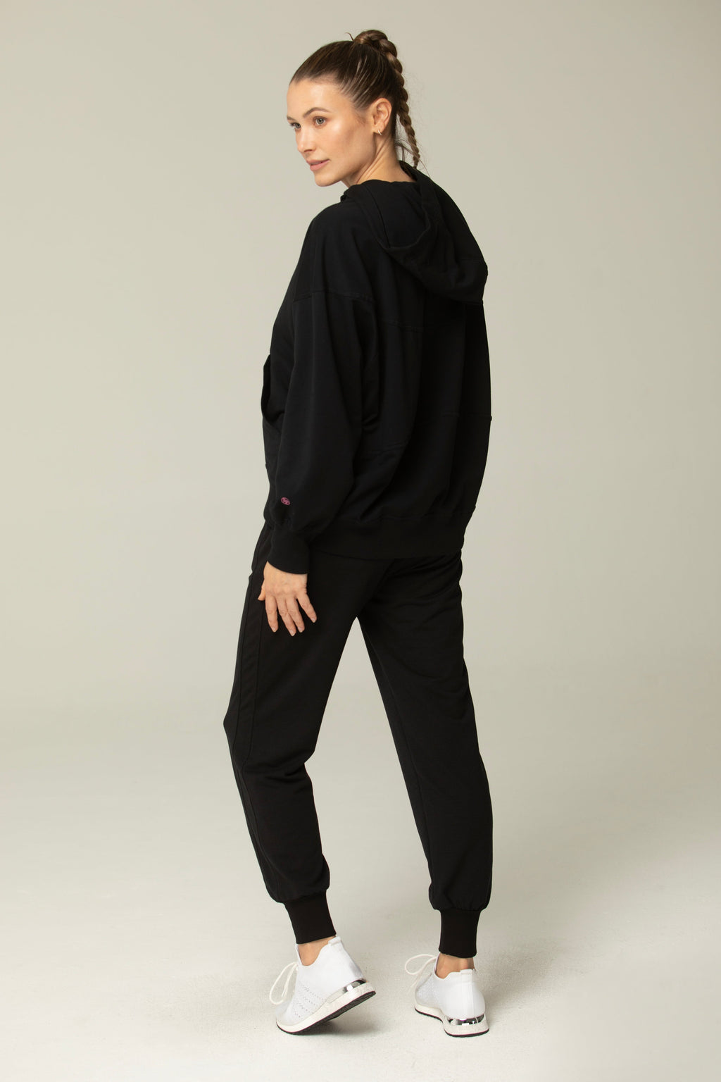 Luna Relaxed Fit Jogger Pants | Black