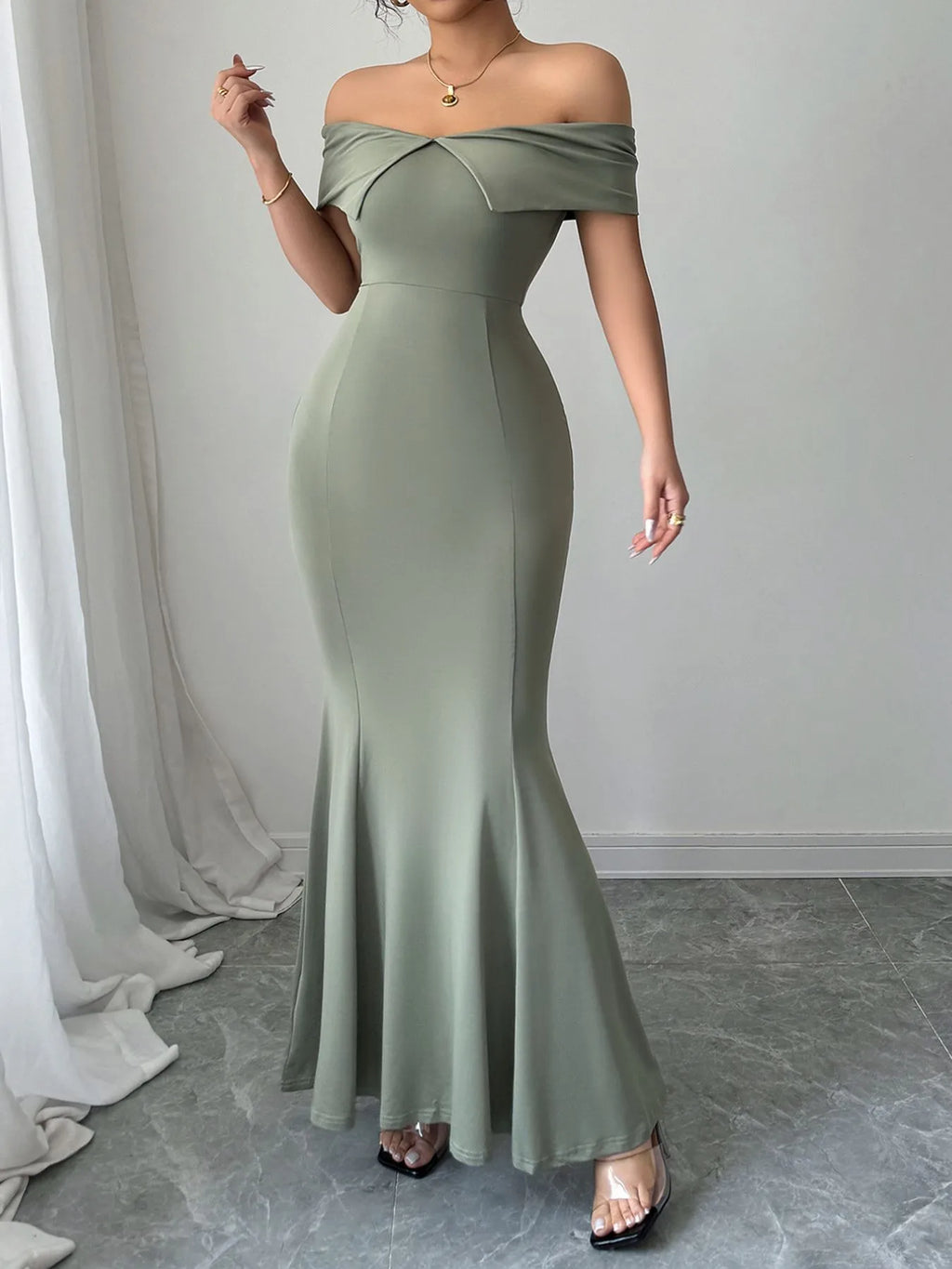 Off-Shoulder Mermaid Maxi Dress