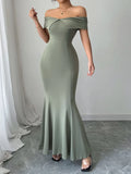 Off-Shoulder Mermaid Maxi Dress