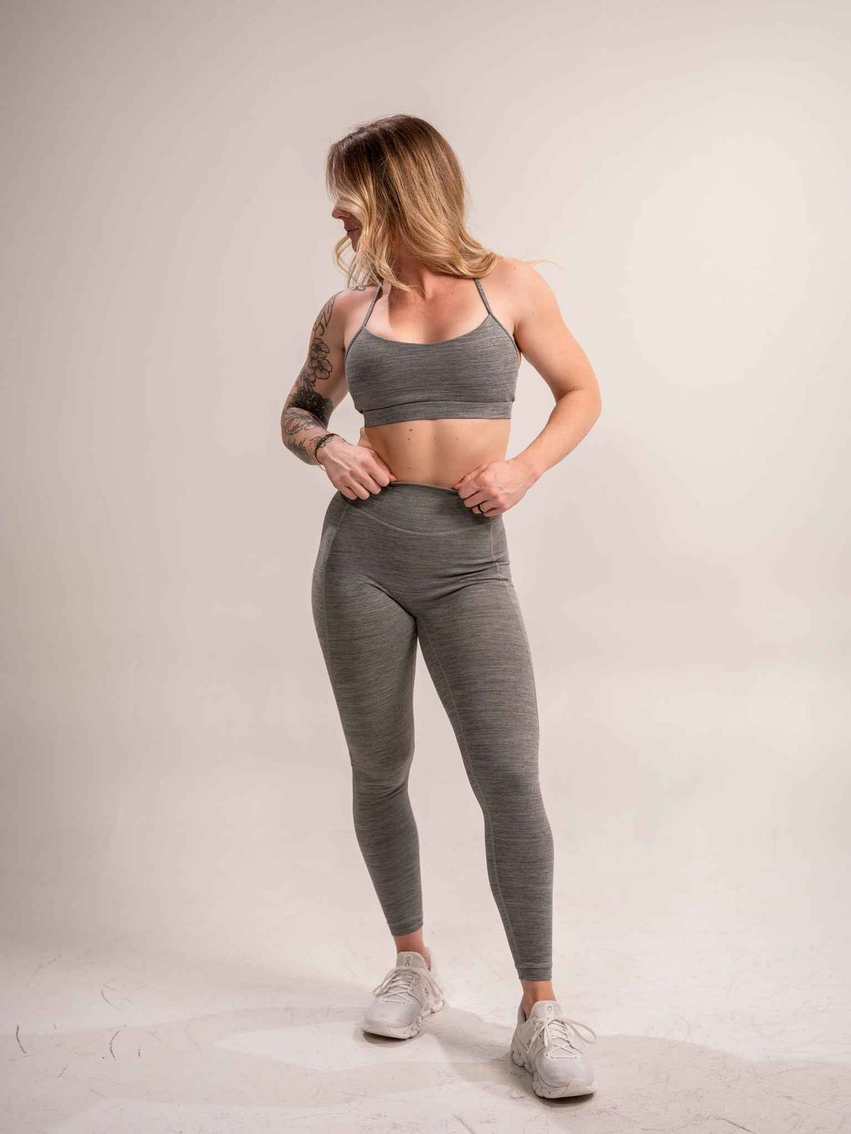 Women's Debut Mega High Rise Leggings- Gray