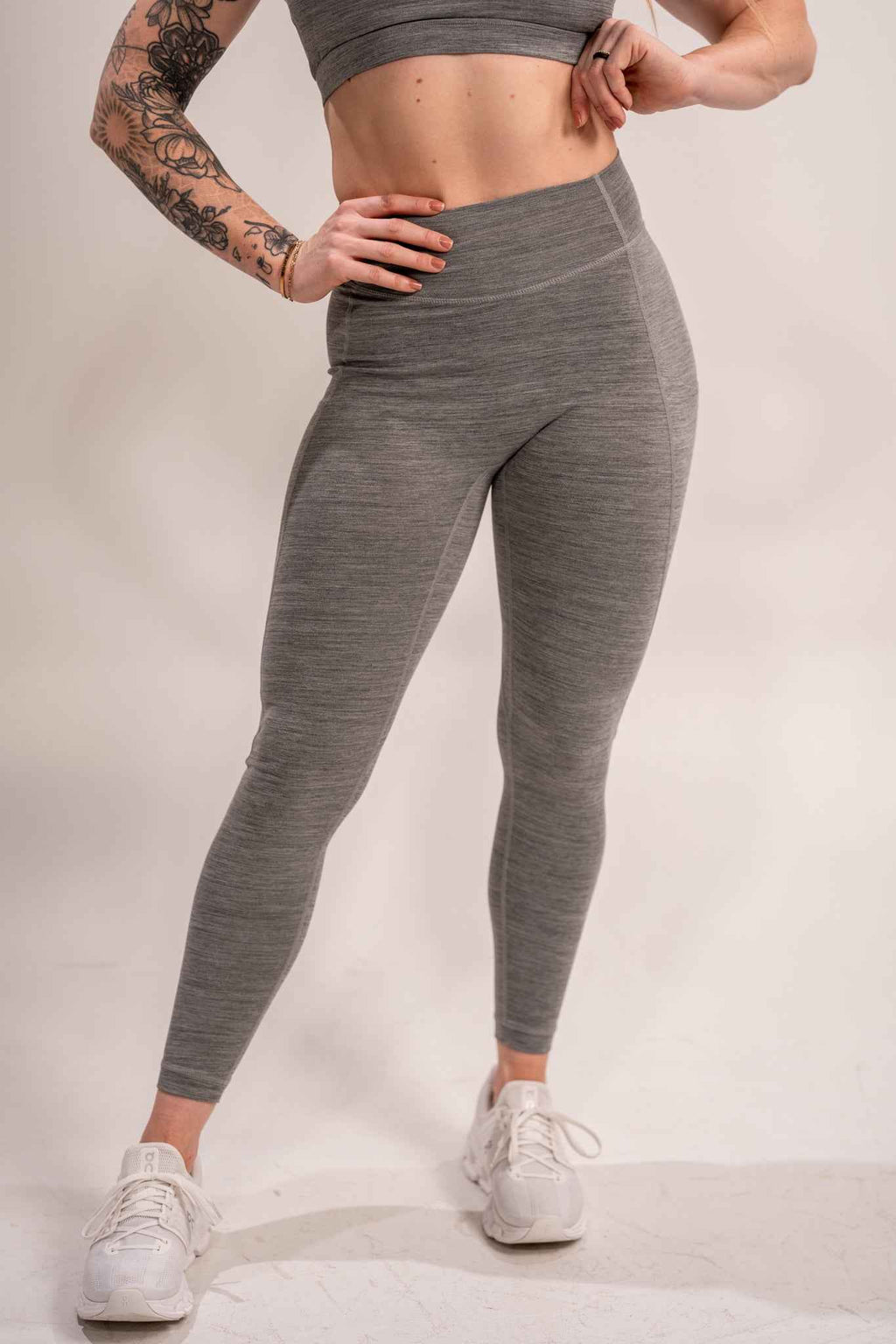 Women's Debut Mega High Rise Leggings- Gray