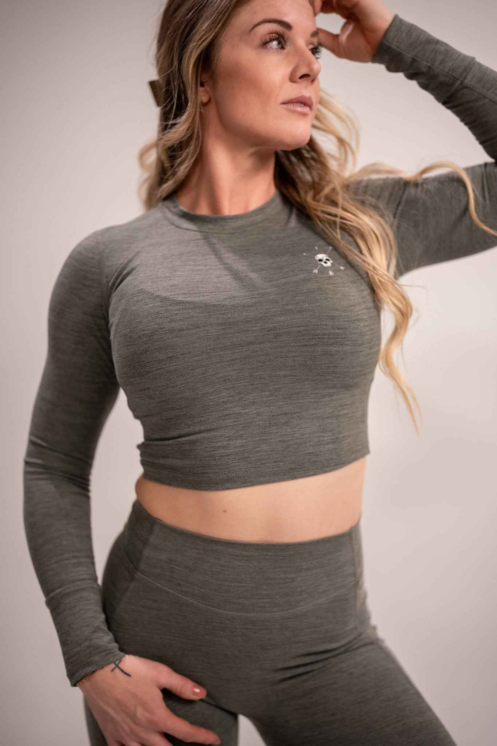 Women's Debut Crop Long Sleeve Shirt- Ivy